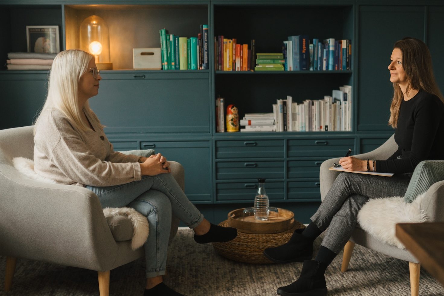 Psychologin Sitzung Flensburg Psychotherapie in Praxis von Christina Grehm